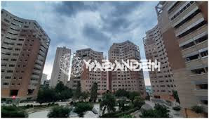 خرید آپارتمان در برجهای عرفان دریاچه چیتگر