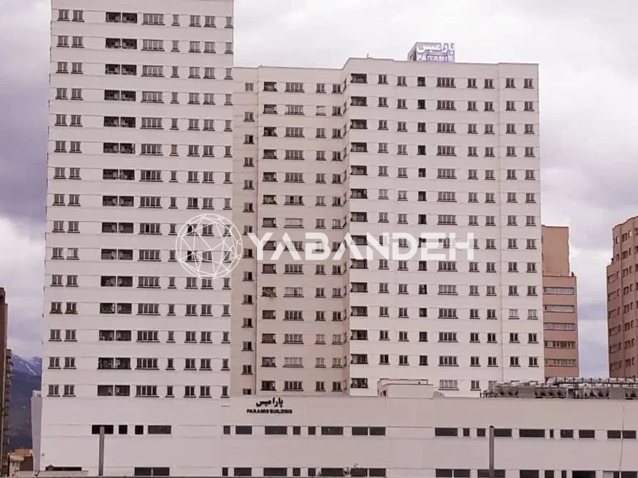 خرید و فروش در برج پارامیس