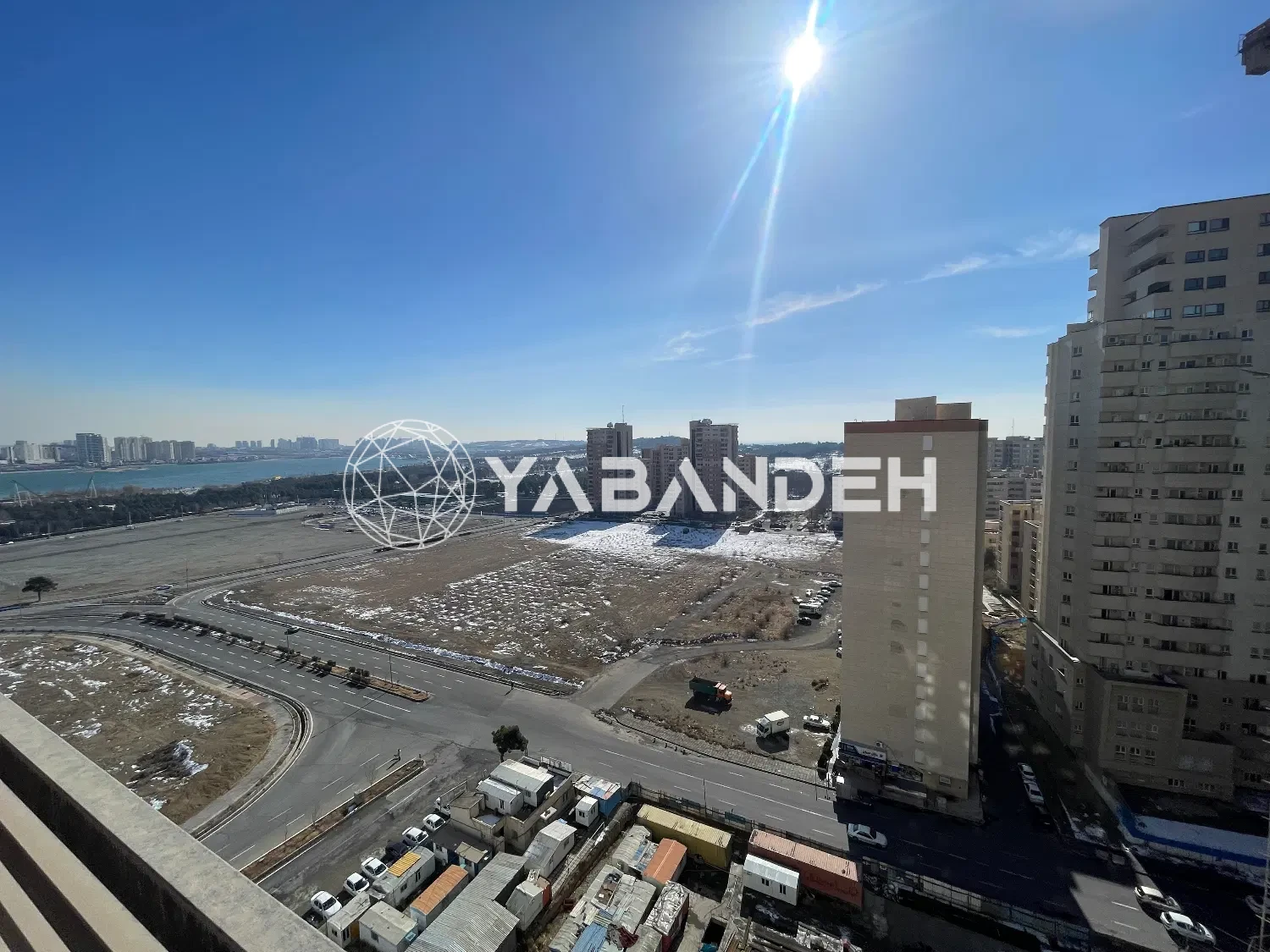 خرید و فروش در برج لبخند 2