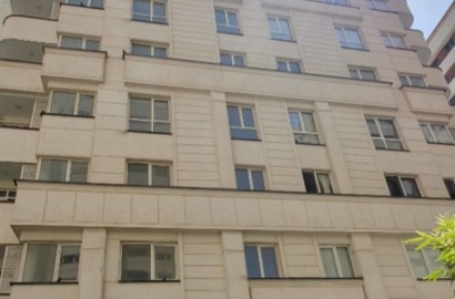 فروش 187 متر 3 خواب در برج شخصی ساز کم واحد سند تک برگ