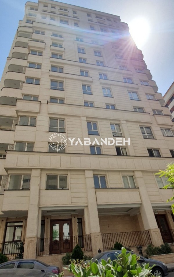 فروش 187 متر 3 خواب در برج شخصی ساز کم واحد سند تک برگ