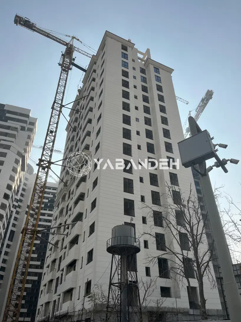 خرید و فروش و قیمت آپارتمان در برج بانک ملی (ایران)